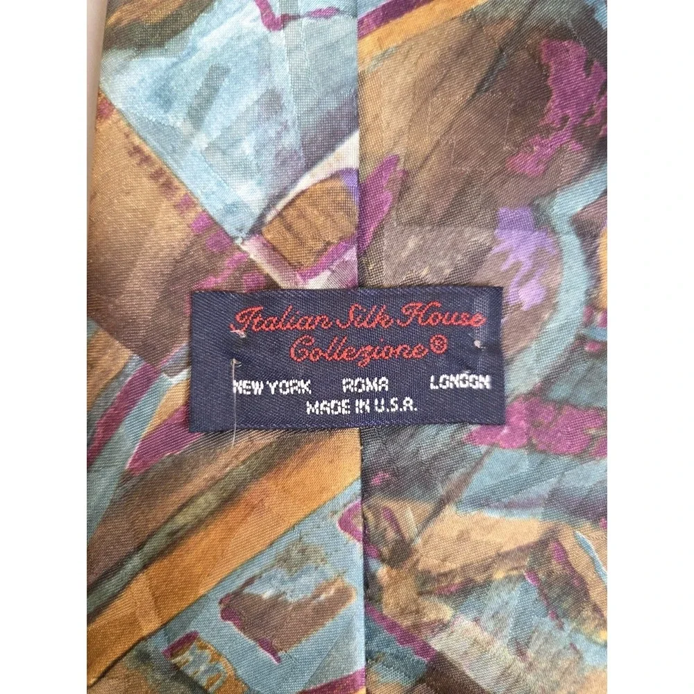 Italian Silk House Collezione Necktie‎ Abstract Pattern